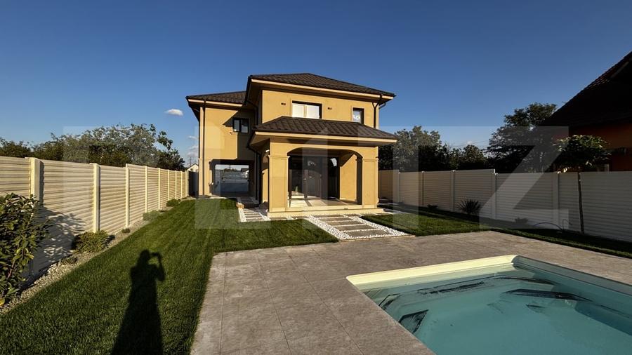 Casă individuală cu 4 camere cu Piscina în Bariera Vâlcii