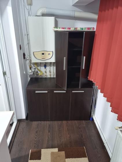 Garsonieră decomandată în Central