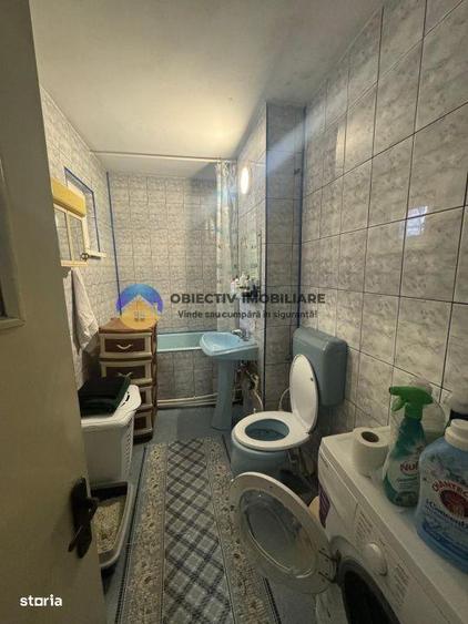 Apartament cu 4 camere semidecomandat în Nord