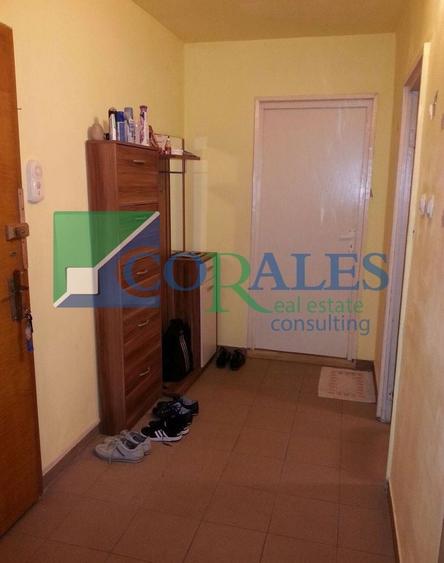Apartament cu 2 camere decomandat în Lipovei