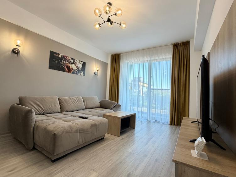 Apartament cu 2 camere decomandat în Girocului