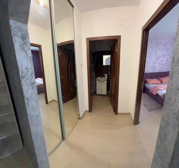 Apartament cu 2 camere semidecomandat în Republicii