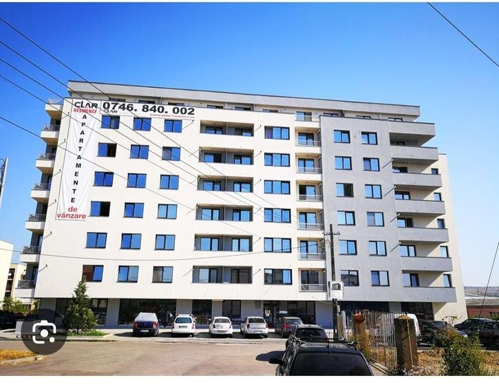 Apartament cu 3 camere decomandat în Dosu Bricii