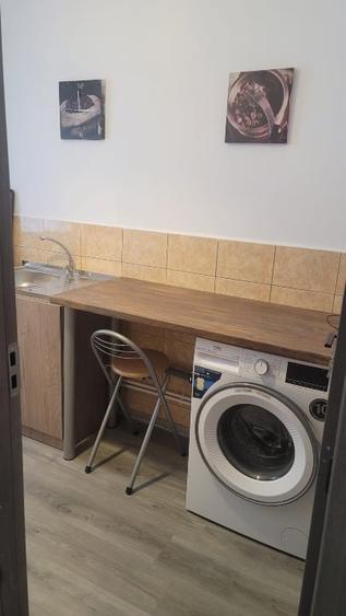 Garsonieră decomandată, mobilată în Nicolina