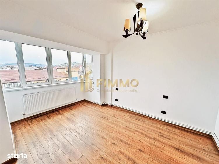 Apartament cu 3 camere în Burdujeni
