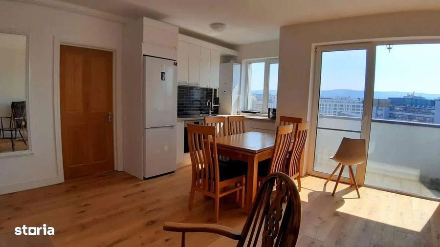 Apartament cu 3 camere, mobilat în Bulgaria