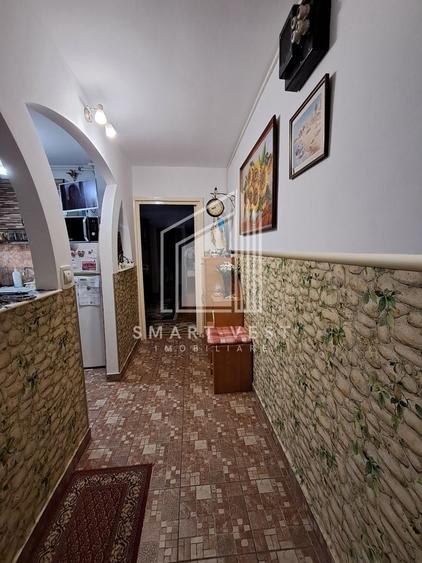 Apartament cu 2 camere semidecomandat, mobilat în Micro 16