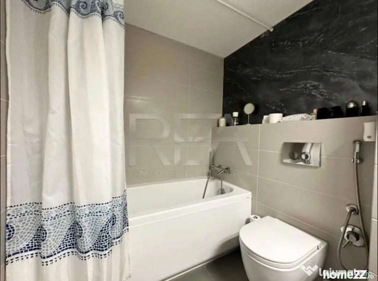 Apartament cu 4 camere semidecomandat în Herăstrău