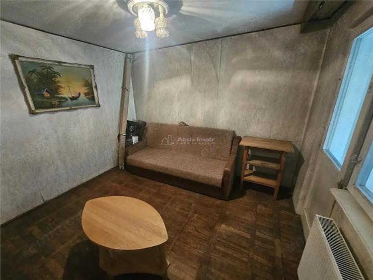 Apartament cu 2 camere nedecomandat, mobilat în Micro II