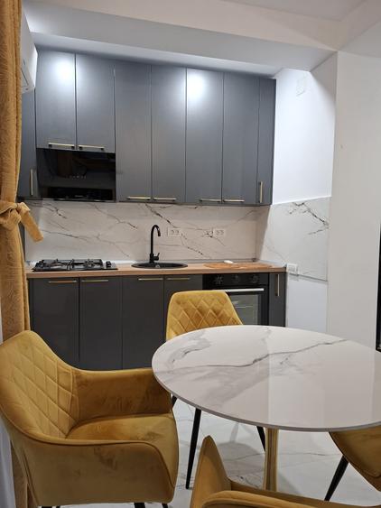 Apartament cu 2 camere nedecomandat în Teilor