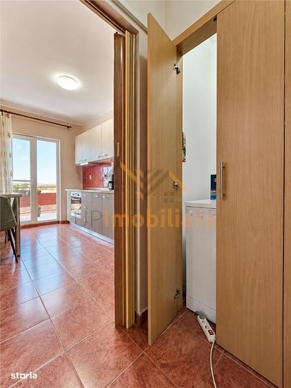 Apartament cu 3 camere decomandat în Sânmartin