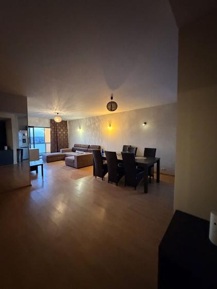 Apartament cu 3 camere în Doamna Ghica