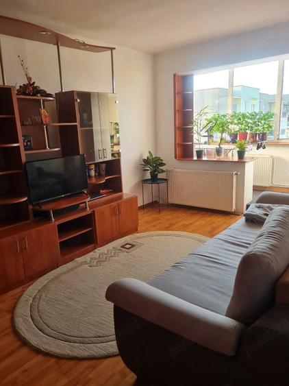 Apartament cu 2 camere decomandat în Tudor