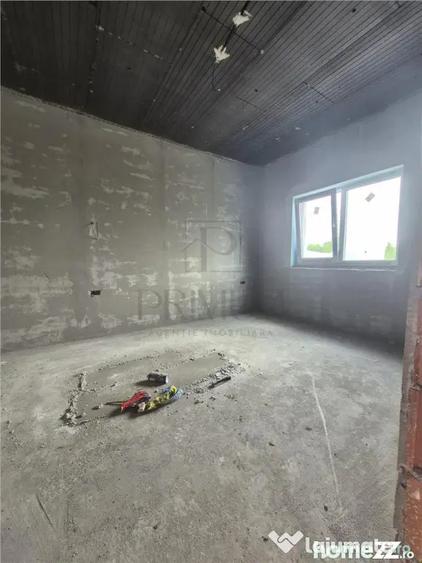 Casă cu 3 camere cu Teren 330 Mp în Moșnița Nouă