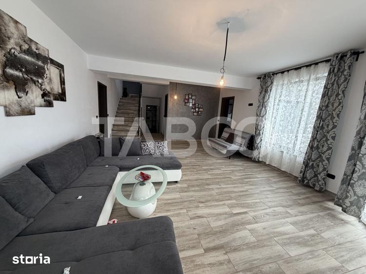 Casă cu 5 camere cu Teren 497 Mp în Șercaia