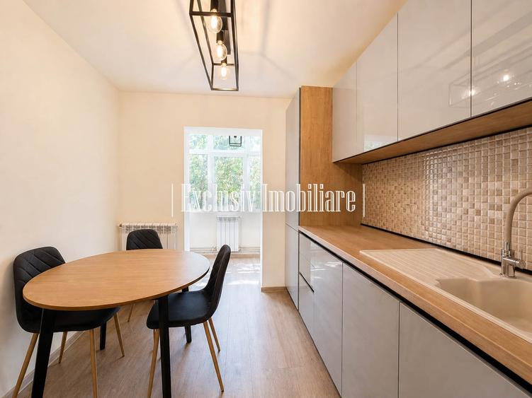 Totul Nou - Prima Inchiriere - Apartament Decomandat cu 2 camere - zona Tomis 3 - 1