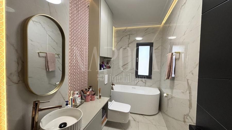 Duplex cu 4 camere cu Canalizare în Florești