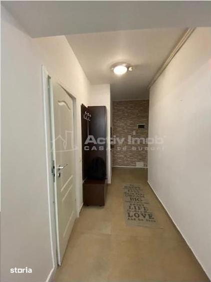 Apartament cu 3 camere în Străulești