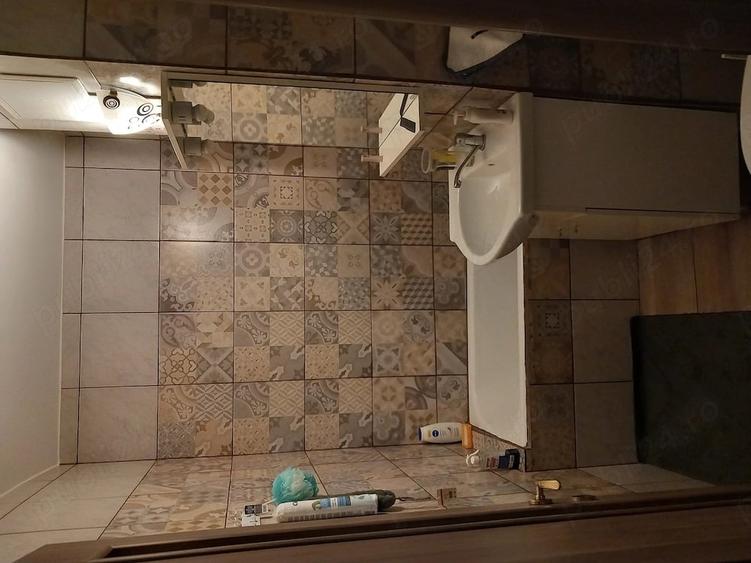 Garsonieră decomandată în Central