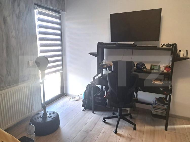 Casă individuală cu 4 camere cu Teren 500 Mp în Vulcan