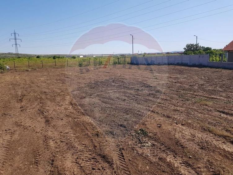 Teren Construcții intravilan de 1766 mp, în Schela Cladovei