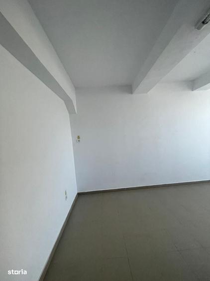 Spațiu comercial, de 60 mp, în Țuglui