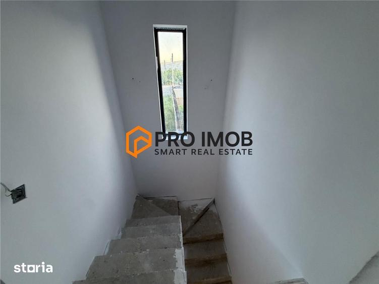 Casă cu 4 camere decomandat cu Teren 550 Mp în Berca