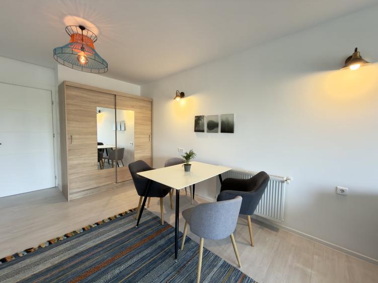 Apartament cu 2 camere semidecomandat, mobilat în Floreasca