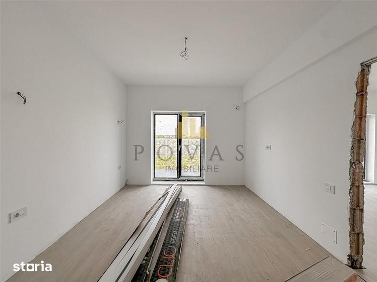 Casă cu 4 camere cu Teren 400 Mp în Tunari