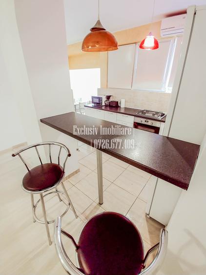 Apartament cu 4 camere decomandat, mobilat în Delfinariu
