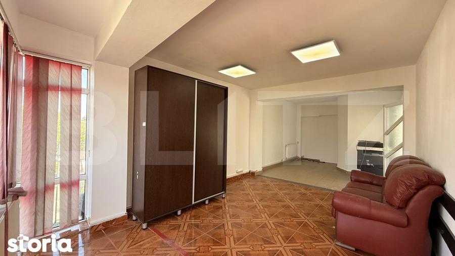 Spațiu comercial, de 307.85 mp, în Central