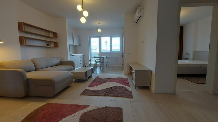 Apartament cu 2 camere semidecomandat în Berceni