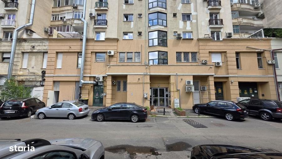 Apartament cu 4 camere decomandat în Unirii