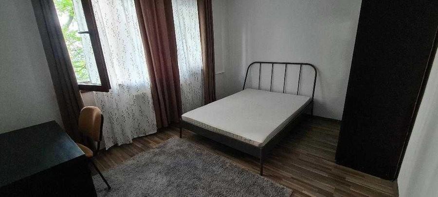 Apartament cu 2 camere decomandat în Sala Palatului