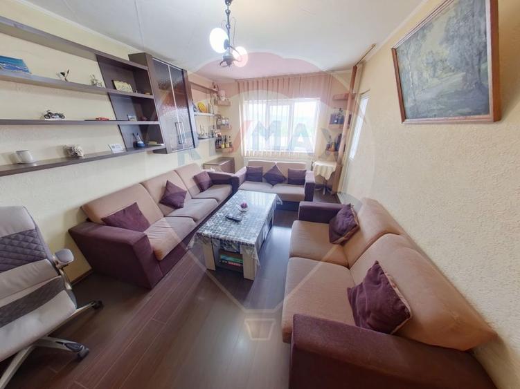 Apartament cu 3 Camere Decomandat – pe Strada George Coșbuc - 2