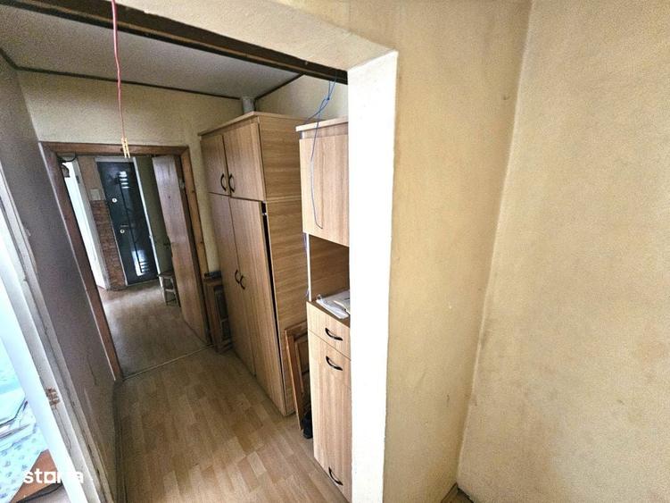 Apartament cu 3 camere decomandat în Alexandru cel Bun