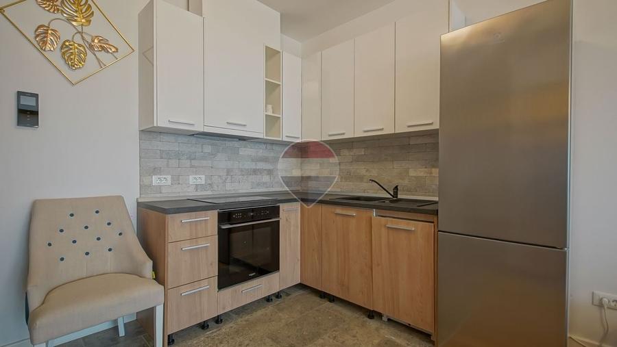 Apartament cu 2 camere decomandat, mobilat în Brașovul Vechi