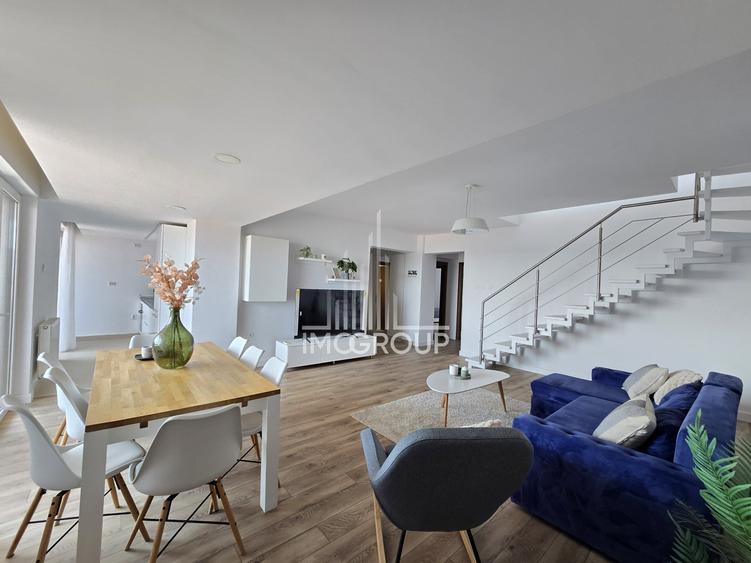 Apartament cu 5 camere semidecomandat, mobilat în Bună Ziua