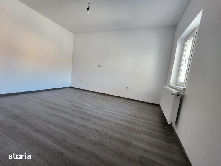 Spațiu comercial, de 242 mp, în Central