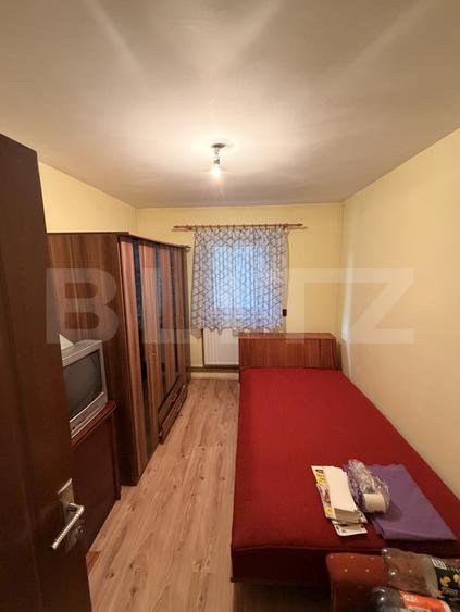 Casă individuală cu 4 camere cu Canalizare în Exterior Vest