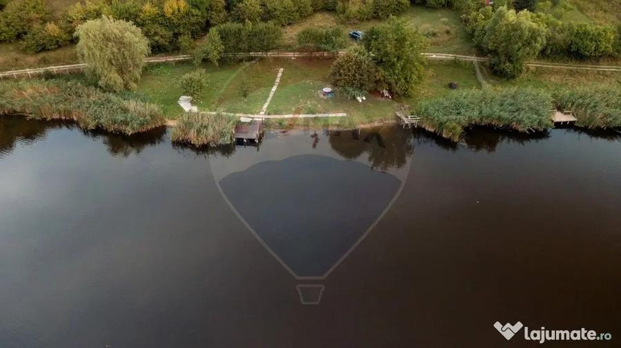Teren de 1501 mp, în Sântejude