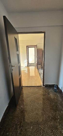 Apartament cu 2 camere semidecomandat în Șuncuiuș