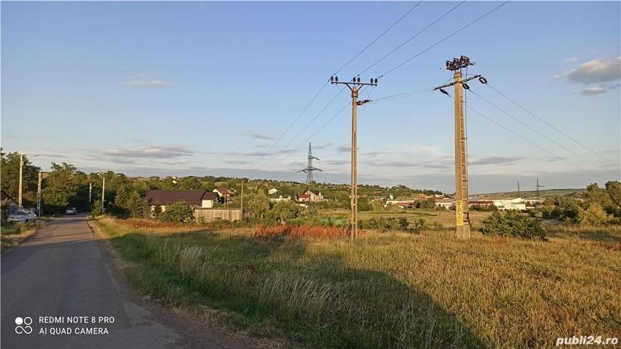 Teren de 10000 mp, în Răchiți