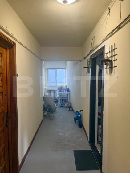 Apartament cu 2 camere decomandat, mobilat în Central
