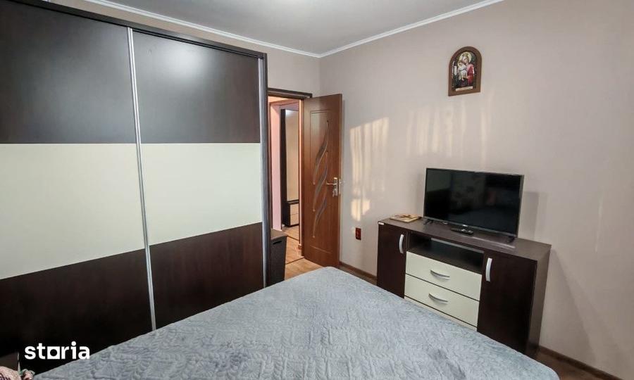 Apartament cu 3 camere în Țiglina 1