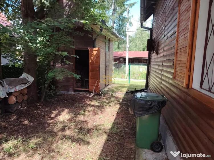 Casă cu 4 camere cu Teren 390 Mp în Izvoru Mureșului