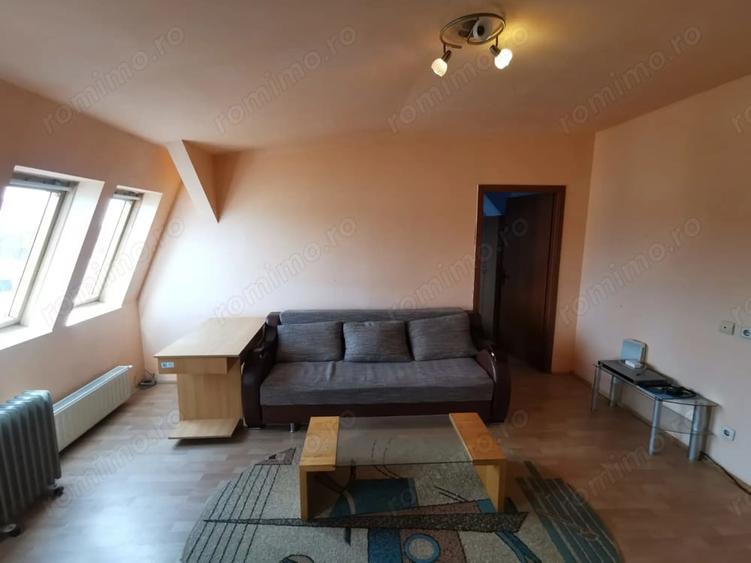 Apartament cu 2 camere semidecomandat în Complex Studențesc