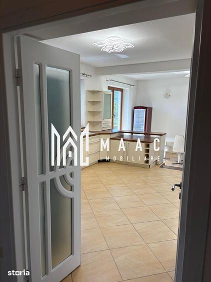 Casă cu 5 camere cu Teren 1300 Mp în Central