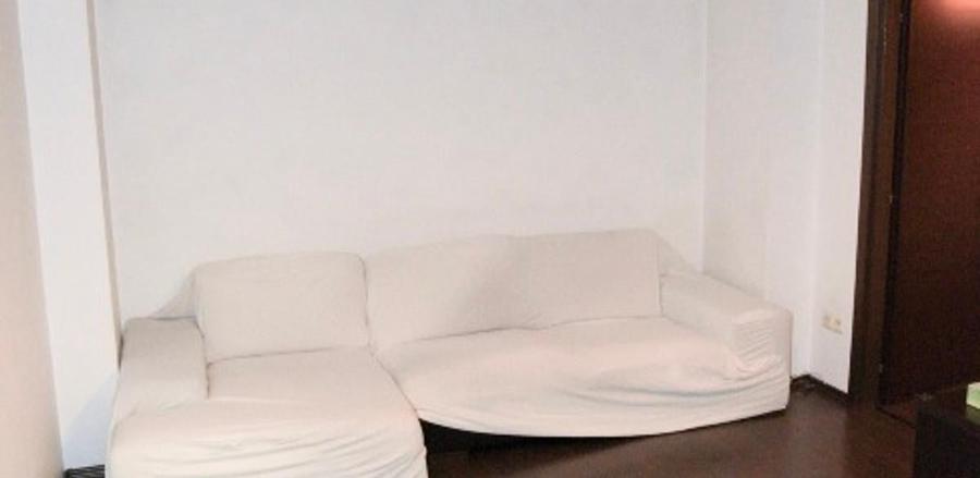 Apartament cu 3 camere decomandat, mobilat în Dristor