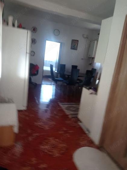Casă cu 3 camere în Borș